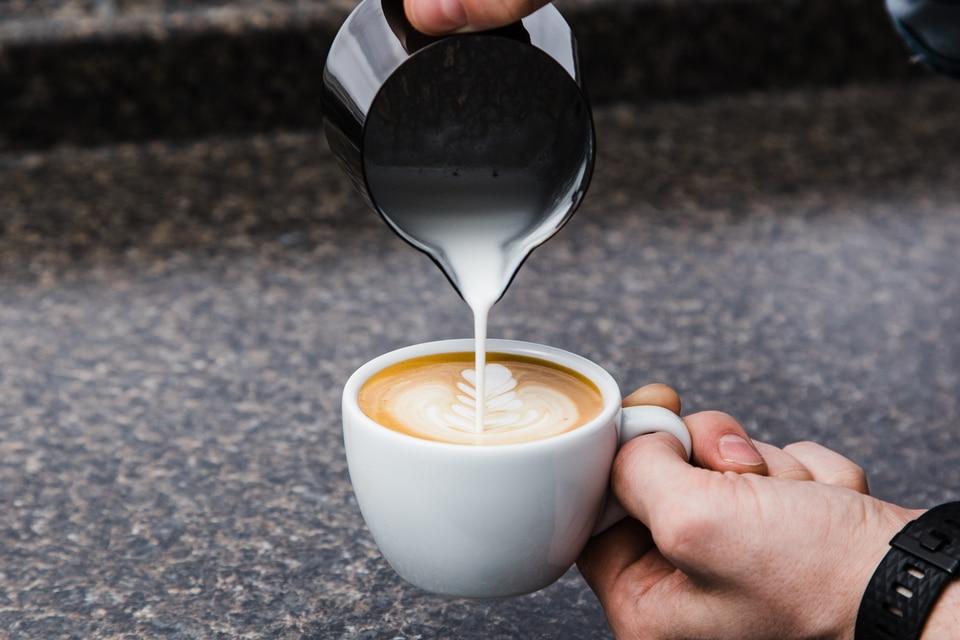 The Barista Hustle Precision Milk Pitcher 400ml - Caffeine Lab